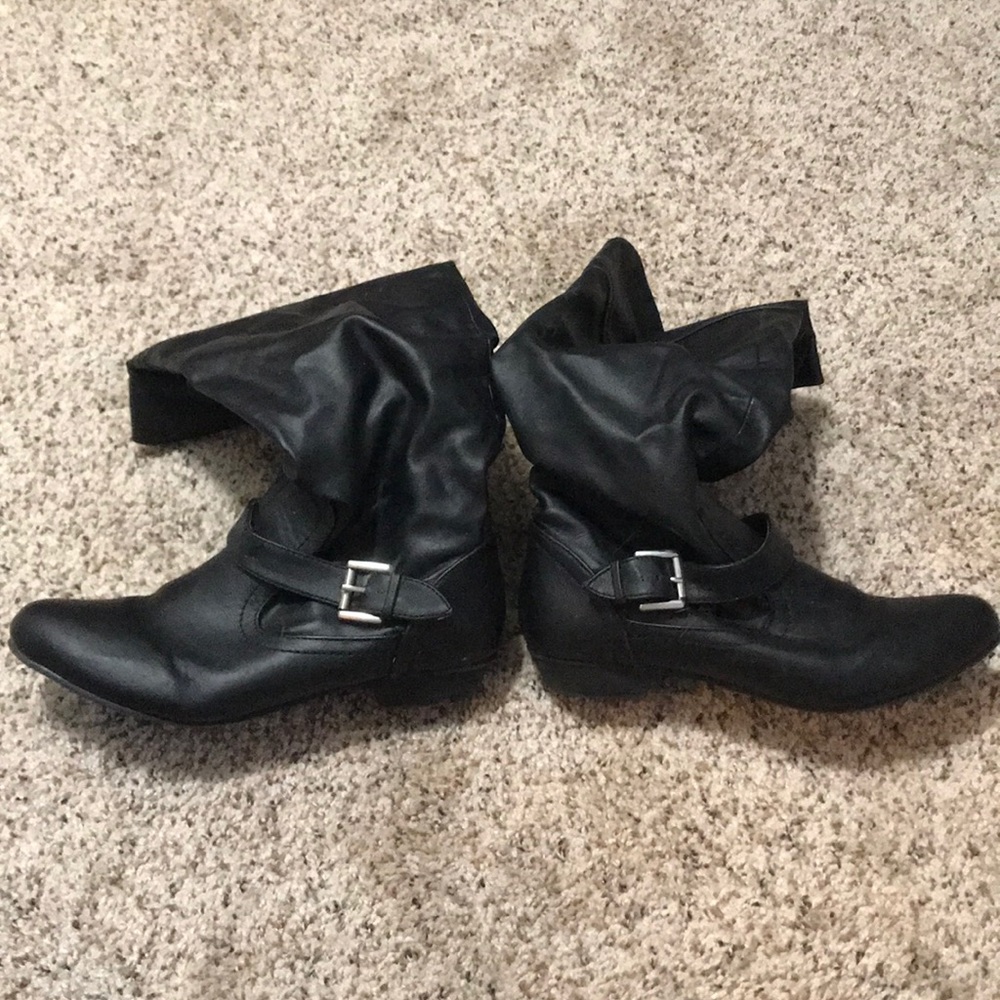 Calf Boots with buckle on side.